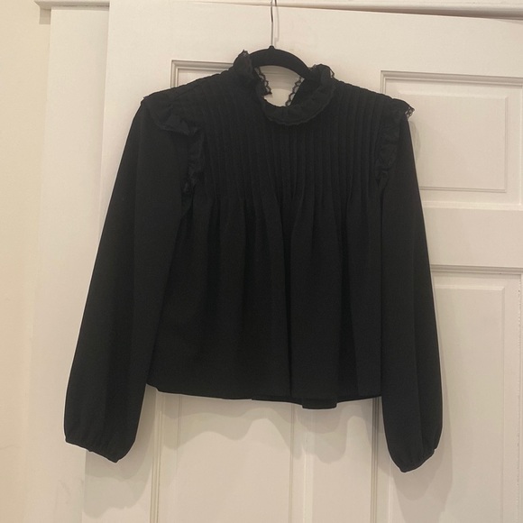 Aritzia Tops - Aritzia Wilfred Black Blouse, Size Small